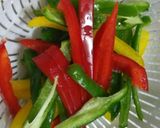 カラフルピーマンとお肉のカレー炒め作り方1写真