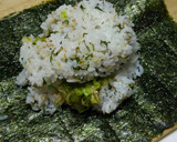 レタスとごはんですよのおにぎらず作り方4写真
