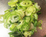 シンプル最強説☆卵とねぎの炒飯。作り方5写真