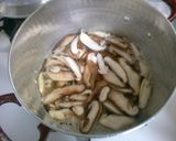 簡単! ワカメと 椎茸の 中華スープ!作り方3写真