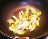 使いきり!セロリの塩炒め!(^_^)v作り方1写真