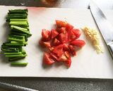 ニンニクの芽のトマト煮作り方1写真