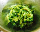 梅干しから出た白梅酢で和え物。ごーやー編作り方5写真