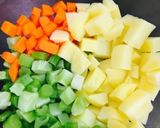 ブロッコリー茎活用☆三色コロコロサラダ♪作り方1写真
