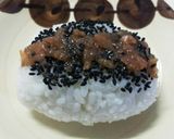 お弁当や麺類と◎梅と大葉の胡麻塩おにぎり作り方4写真