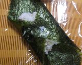 卵焼きとカニカマのおにぎらず作り方6写真