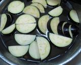 肉巻き高野豆腐と夏野菜のピリ辛甘酢炒め作り方3写真