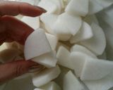 豚バラ♡大根♡蒟蒻の炒め煮♡作り方1写真