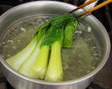 チンゲンサイとしめじのスープ【学校給食】作り方1写真