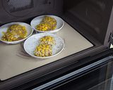 菊花蒸し(肉団子コーン蒸し)【学校給食】作り方6写真
