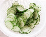 しらすとキュウリと卵の酢の物作り方1写真