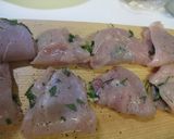 鶏の胸肉の照り焼き　～ハーブを挟んで～作り方2写真