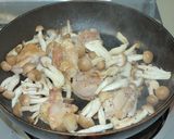 【男の自炊】鶏と茸のクリームパスタ作り方1写真