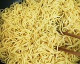 炒めた麺で！美味しい☆ジャージャー麺☆作り方3写真