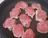 豚ヒレ肉のステーキ~オニオンソース~作り方5写真