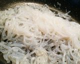 簡単つまみ きゅうりと糸コンの中華炒め作り方2写真