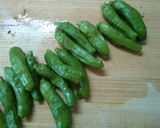 簡単 ししとう さつま揚げの ごま油炒め作り方1写真