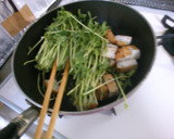 簡単！ 豆苗と さつま揚げの 胡麻油炒め作り方3写真