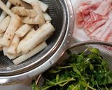 牛蒡と豆苗の♪豚バラ中華炒め作り方1写真