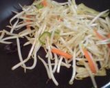 意外とヘルシー?明太子焼きうどん！作り方1写真
