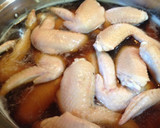 とり手羽先とうずらの卵の煮物作り方1写真