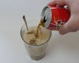 ぱぱっと!バニラコーラフロート？作り方3写真