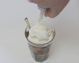 ぱぱっと!バニラコーラフロート？作り方7写真