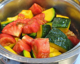 煮て蒸らすだけ♪かぼちゃトマトの夏の煮物作り方3写真
