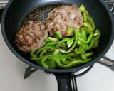 材料3つの簡単ハンバーグ作り方5写真