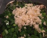 ご飯のお供♩ニラニンニクの醤油漬け作り方1写真