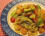 海老とアボカドのﾐﾆﾄﾏﾄ入りパスタ作り方6写真