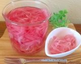 材料2つ！紫玉ねぎのらっきょう酢漬け作り方2写真