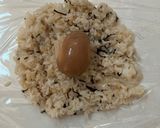 揚げ玉＆塩昆布ご飯で♪味玉おにぎり作り方5写真