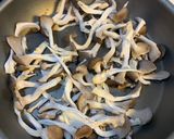 調味料2種！ひらたけのポン酢胡椒炒め作り方2写真