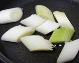 牛タンと白ねぎの塩炒め合わせ作り方3写真