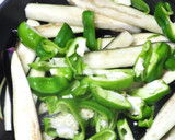 ピーマンと茄子の和風で中華風味の味噌炒め作り方5写真