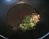 焦がし葱とアボカドレタスの麺なしラーメン作り方2写真
