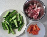 ゴーヤと豚バラ肉の甘味噌炒め作り方1写真