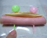 お弁当に♪ハムとチーズの巻きマキ作り方3写真