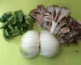 ご飯がすすむ～*鰹とトマトの生姜焼き作り方2写真