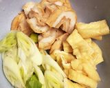 節約！車麩、油揚げ、長ネギの柔らか卵とじ作り方2写真