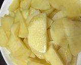 じゃが芋と挽肉の甘辛炒め〜エスニック風作り方1写真