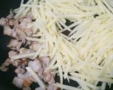 簡単！じゃがいもとえごまの葉の炒めもの作り方4写真