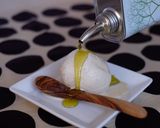 バニラアイスのオリーブオイルがけ作り方2写真