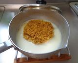 最速の牛乳入りチキンラーメン作り方5写真