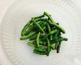 韓国風★鶏肉とインゲンの甘辛炒め作り方2写真