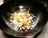 ホルモン焼きソバ～鳥取県のご当地グルメ～作り方1写真