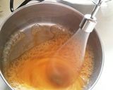 ブラウンハンドブレンダーでバニラアイス作り方1写真