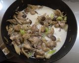 鶏と厚揚げときのこの♡お醤油クリーム煮♪作り方8写真
