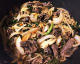 ピリッ！牛細切れでスタミナ漬けの野菜炒め作り方3写真